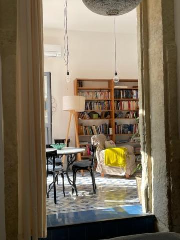 Un Oasis Au Coeur De La Vieille Ville, Classe 4 Etoiles 蒙彼利埃 外观 照片